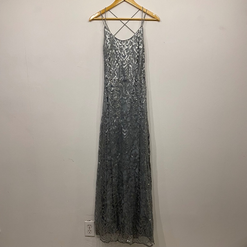 Watters WToo Bridesmaid Dress‎ 555 Silver Sequin Sheath Maxi Dress Size 2